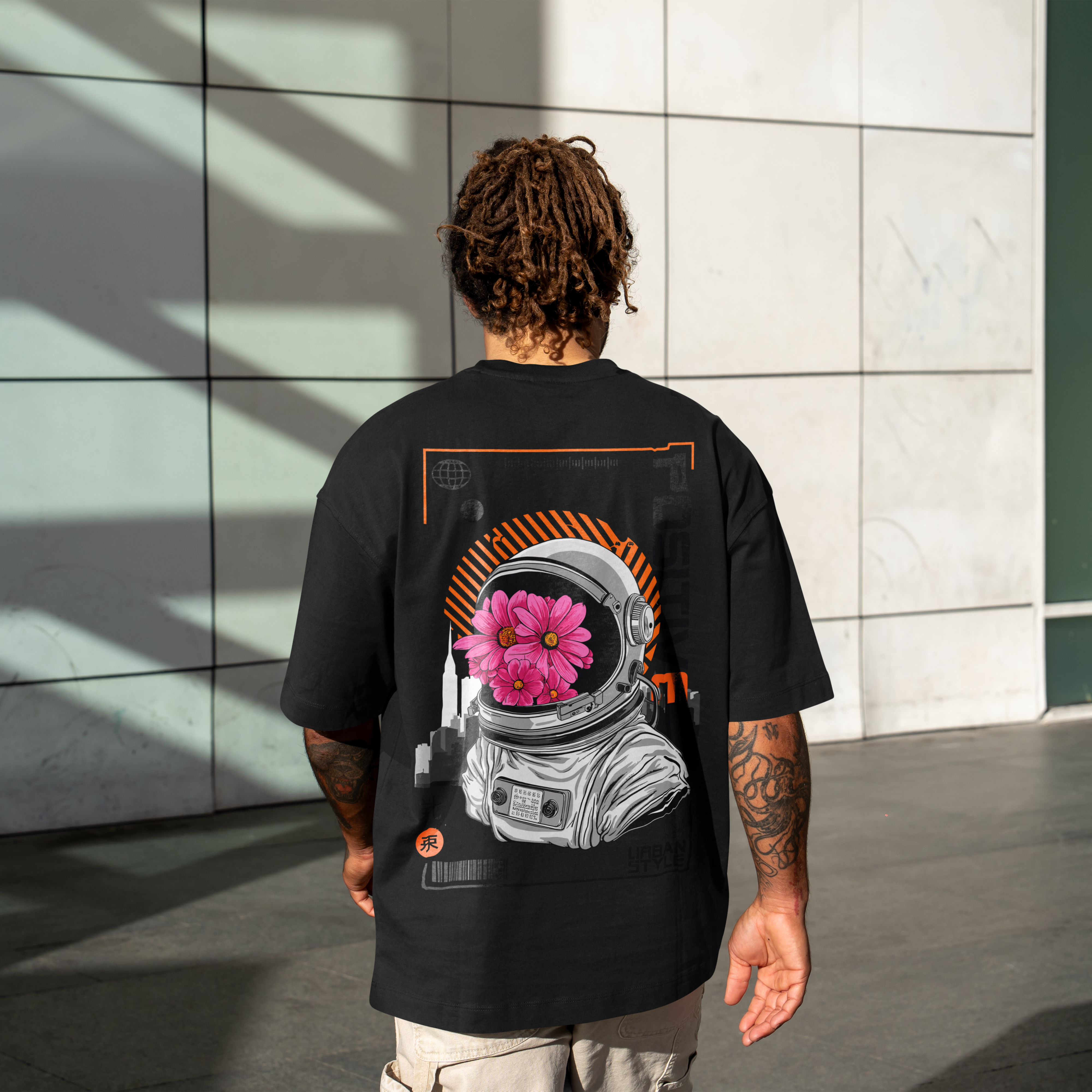 Astronauta Floral Urbano